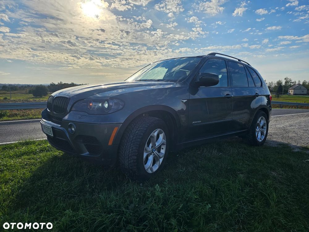 BMW X5 5.0i xDrive - 7