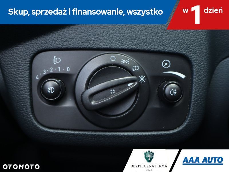 Ford Grand C-MAX - 18