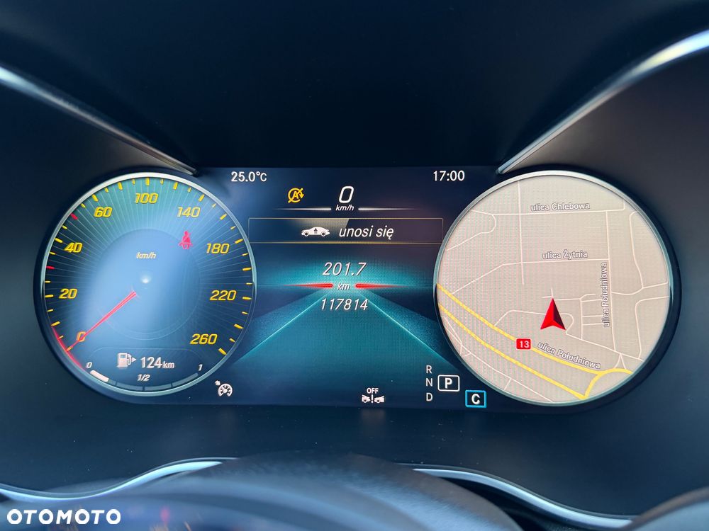 Mercedes-Benz GLC 220 d 4Matic 9G-TRONIC AMG Line Plus - 13