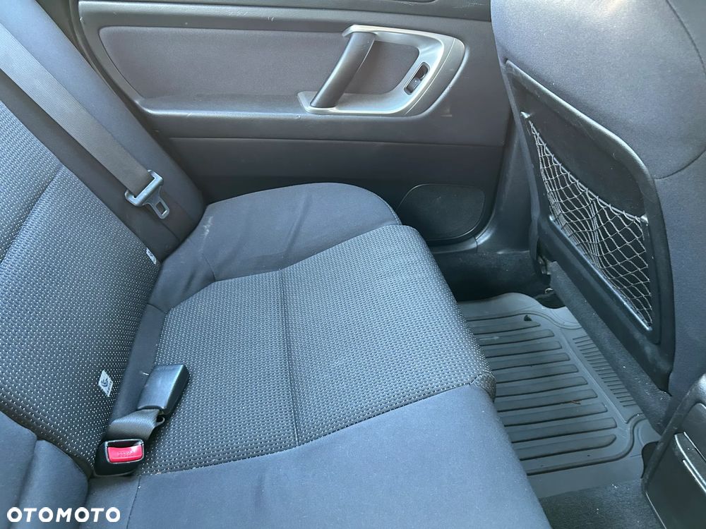 Subaru Legacy 2.0RA - 12