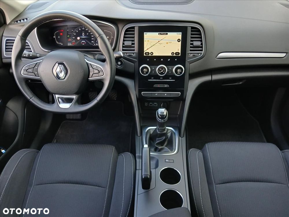 Renault Megane 1.5 Blue dCi Zen - 10