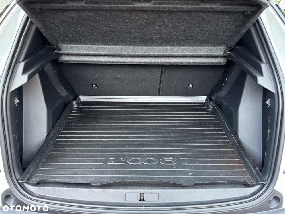 Peugeot 2008 1.2 PureTech GT S&S EAT8 - 20