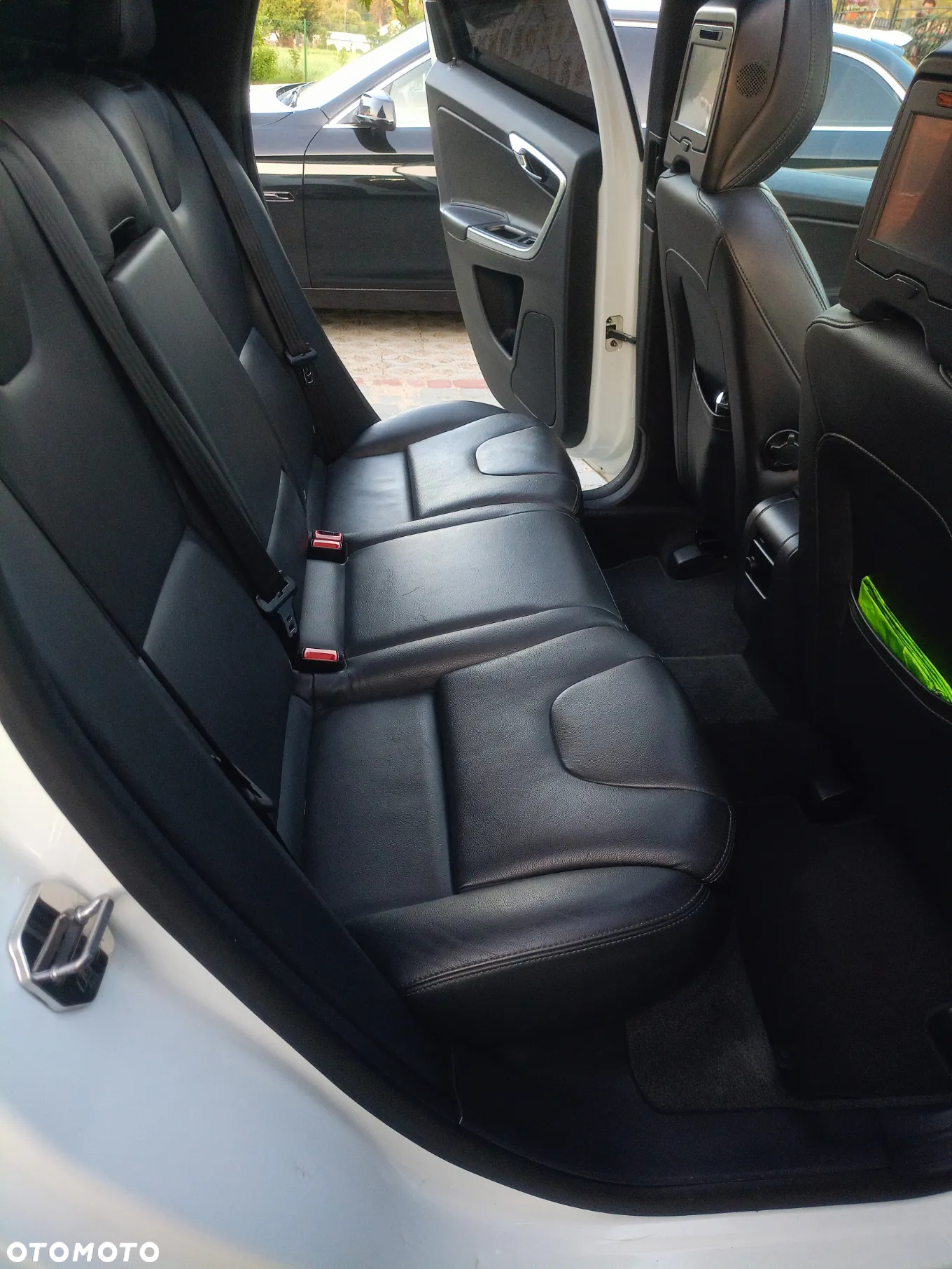 Volvo XC 60 - 25
