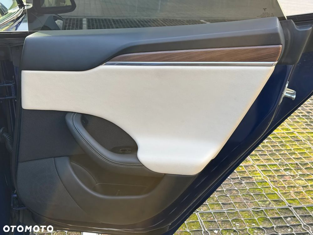 Tesla Model S Long Range AWD - 20