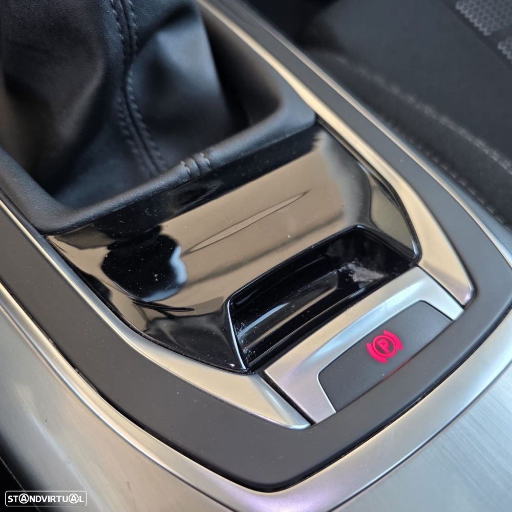 Peugeot 308 1.6 BlueHDi Allure J17 - 40