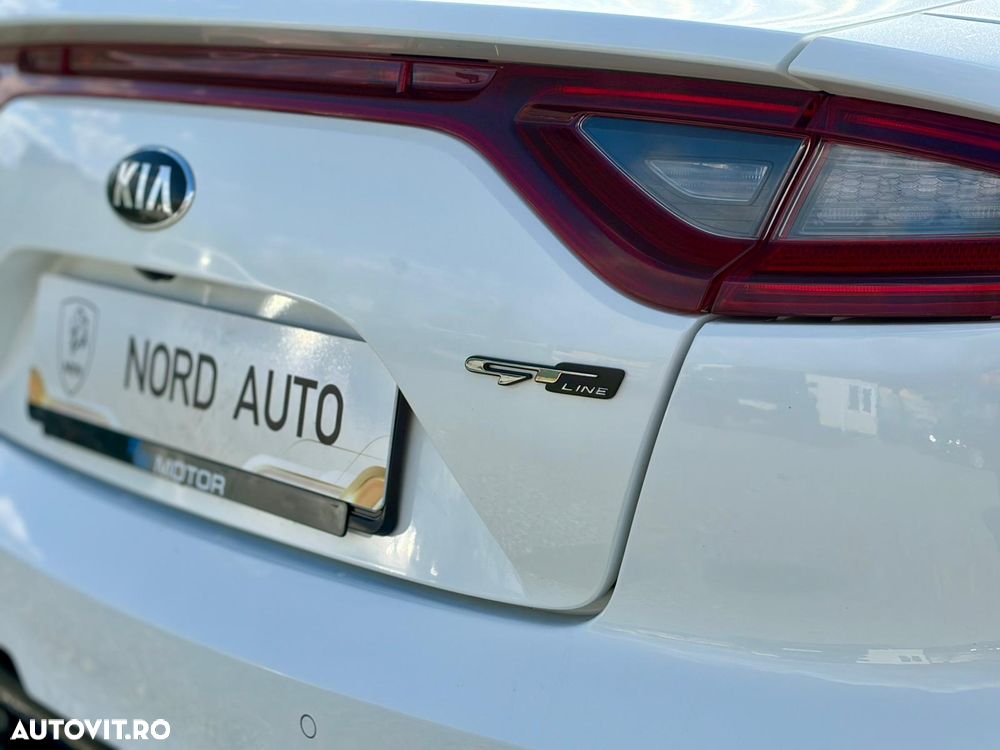 Kia Stinger 2.2 CRDI RWD GT Line - 4