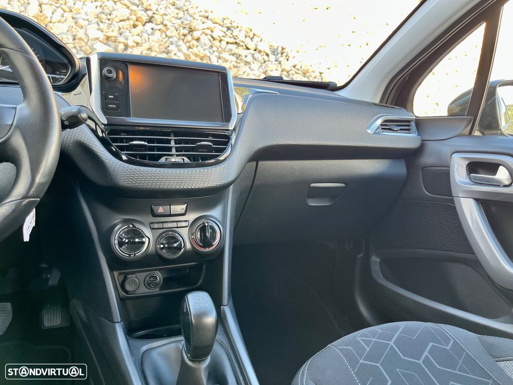 Peugeot 2008 - 28