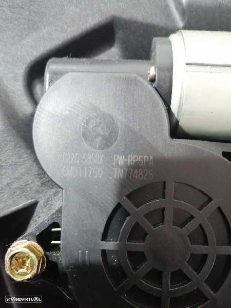 ELEVADOR DE VIDRO FRONTAL DIREITO MAZDA 3 2004 - 1