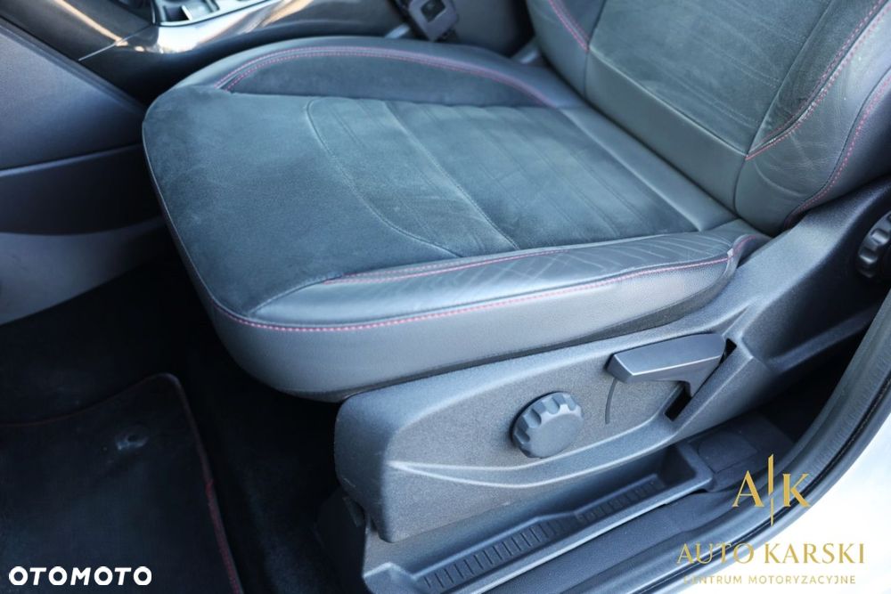 Ford Kuga - 29