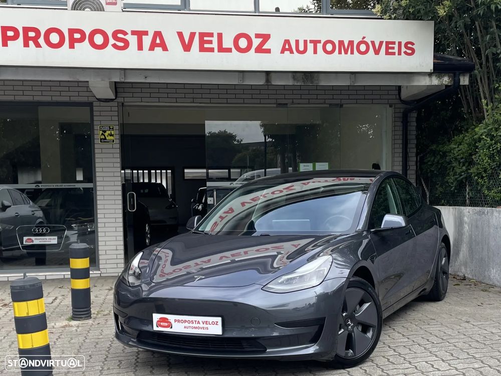 Tesla Model 3 Standard Range Plus RWD - 2