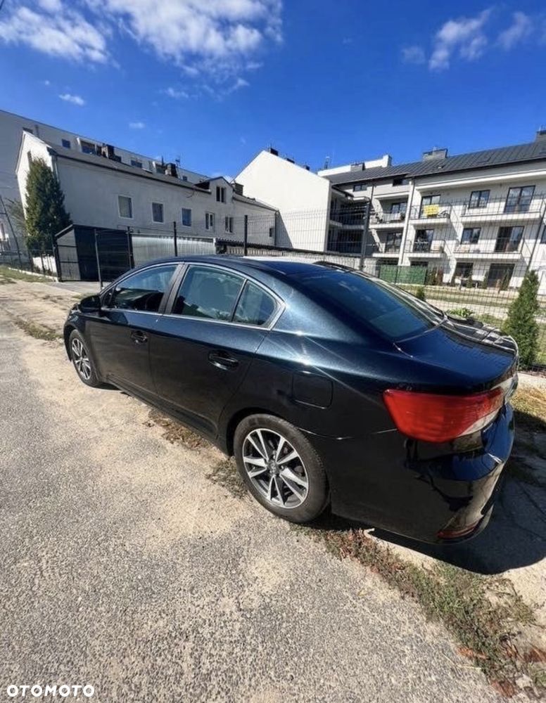 Toyota Avensis 2.2 D-4D Automatik Executive - 4