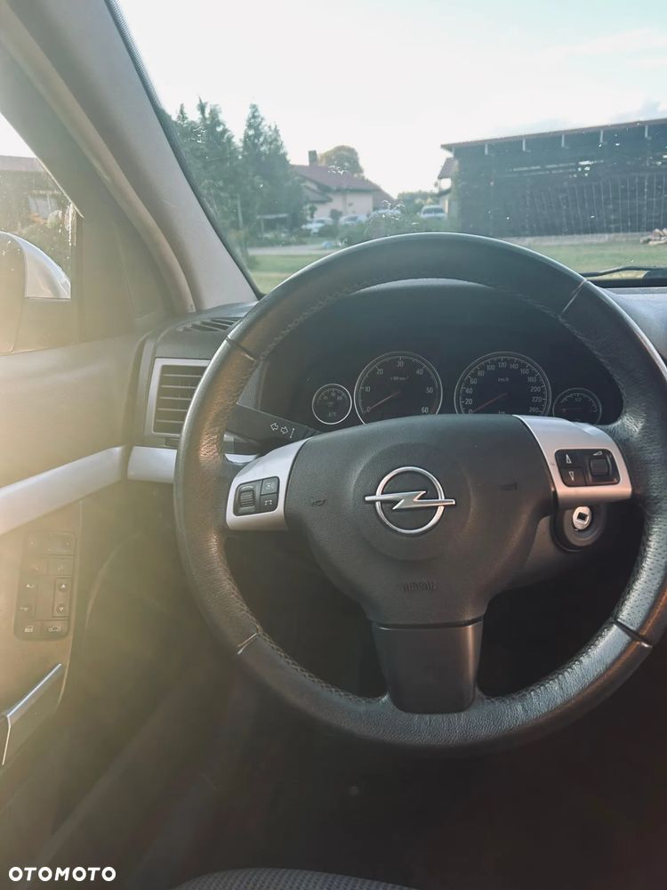 Opel Vectra - 10