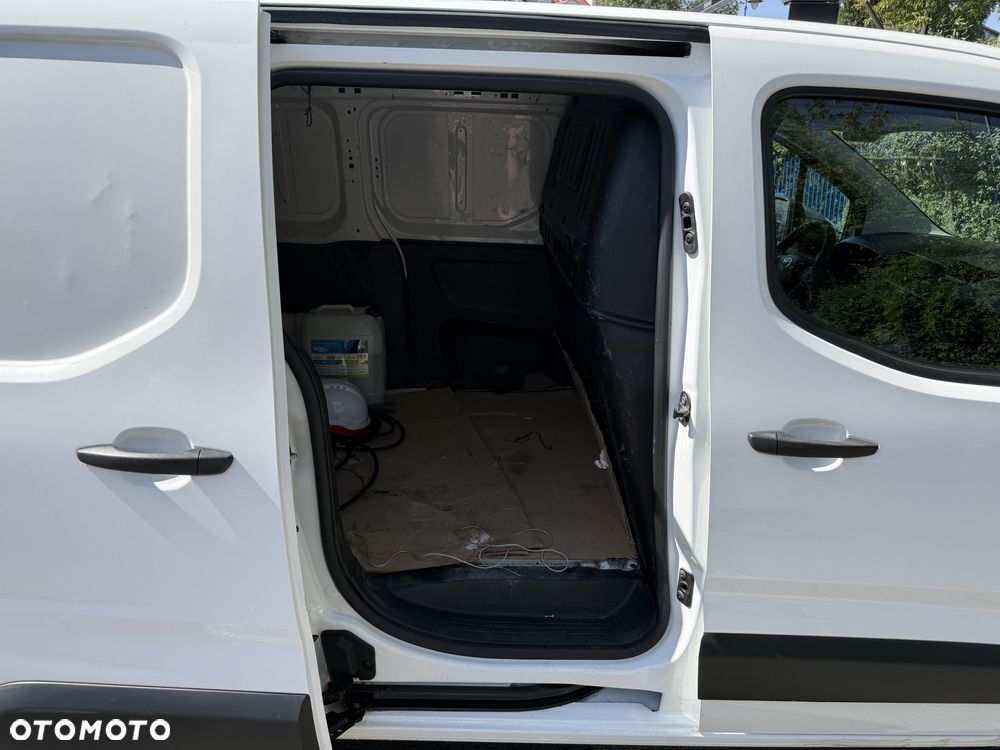Toyota Proace City - 7