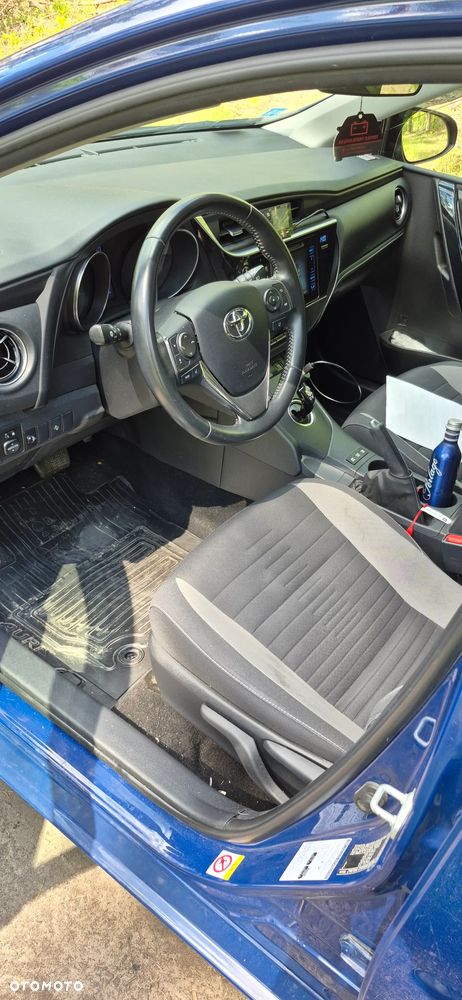 Toyota Auris Hybrid 135 Active - 10