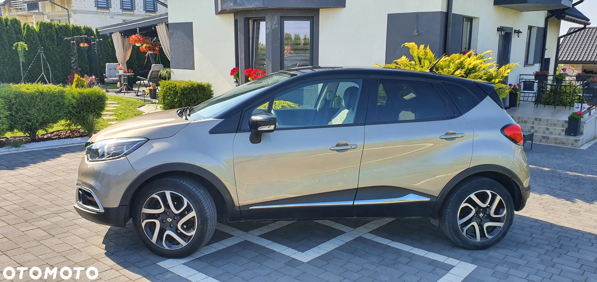 Renault Captur - 6