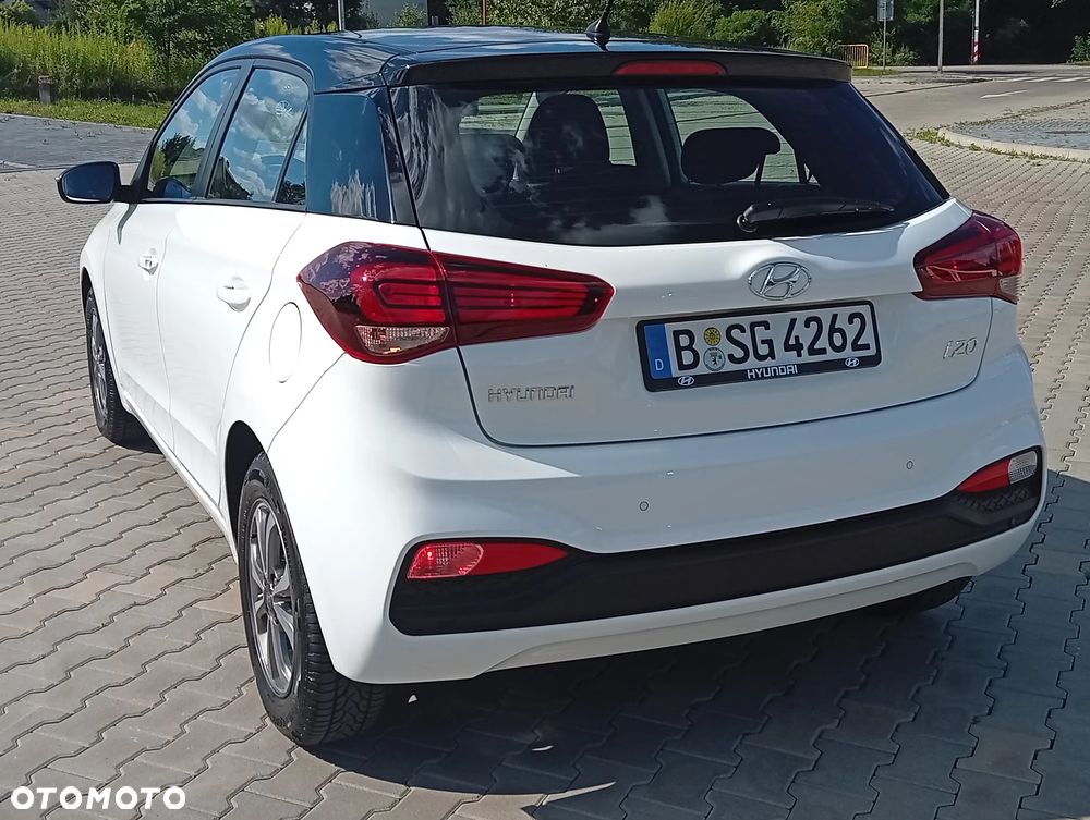 Hyundai i20 1.2 Passion - 10