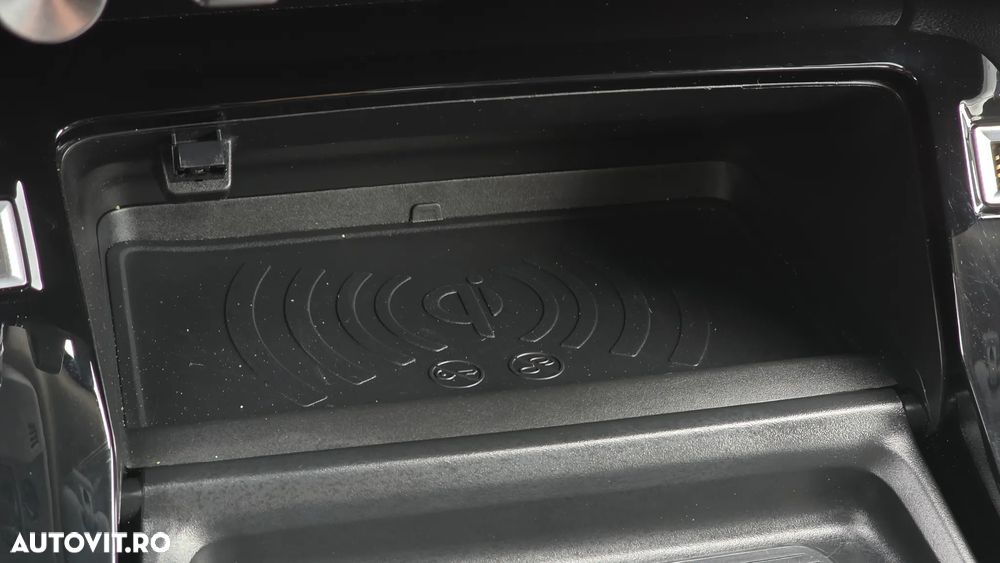 Peugeot 2008 1.2 L PureTech STT Allure - 22