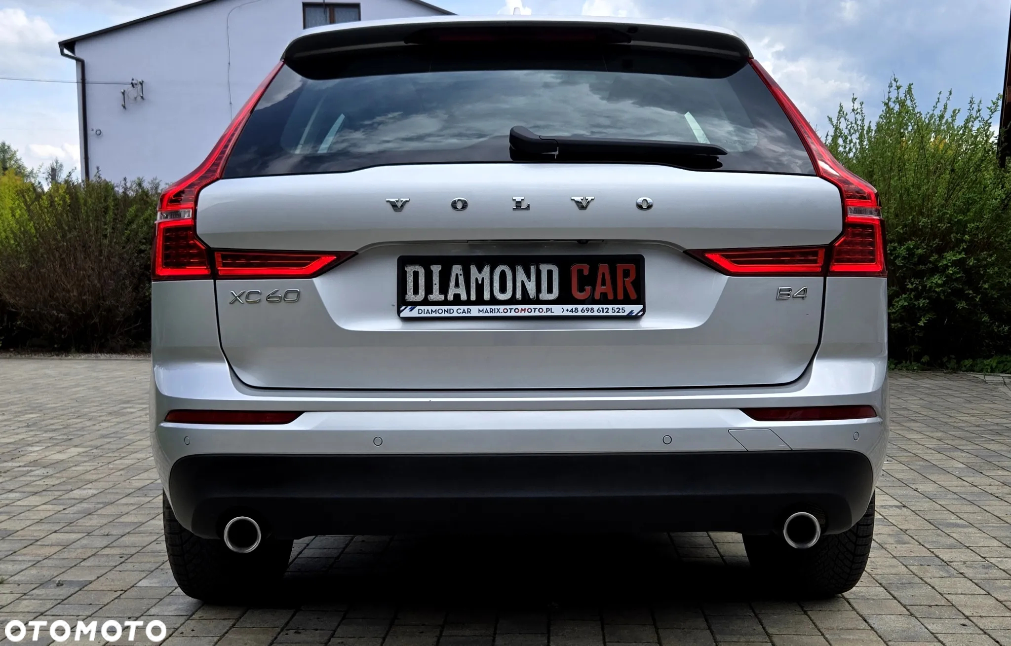 Volvo XC 60 B4 D Plus Dark - 13
