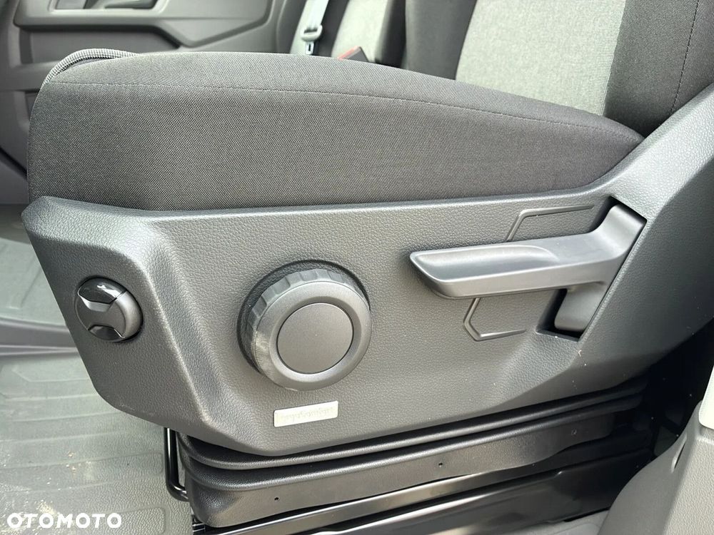 Volkswagen Crafter 35 Furgon L4H3, 2.0 TDI 177 KM, r. o. 4490mm, Wysoki dach - 37