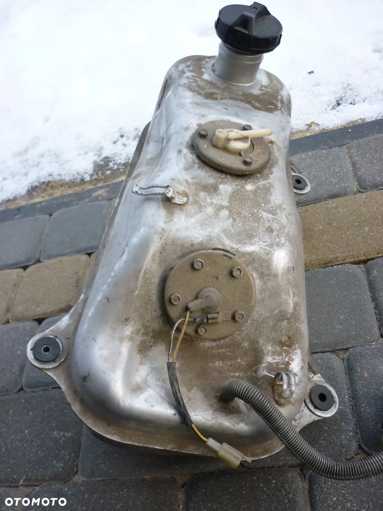 Zbiornik paliwa bak Suzuki Burgman 400 rok 1998-2002 - 21