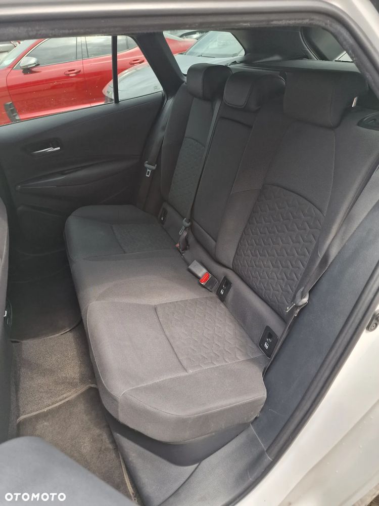 Toyota Corolla 1.8 Hybrid Comfort - 16