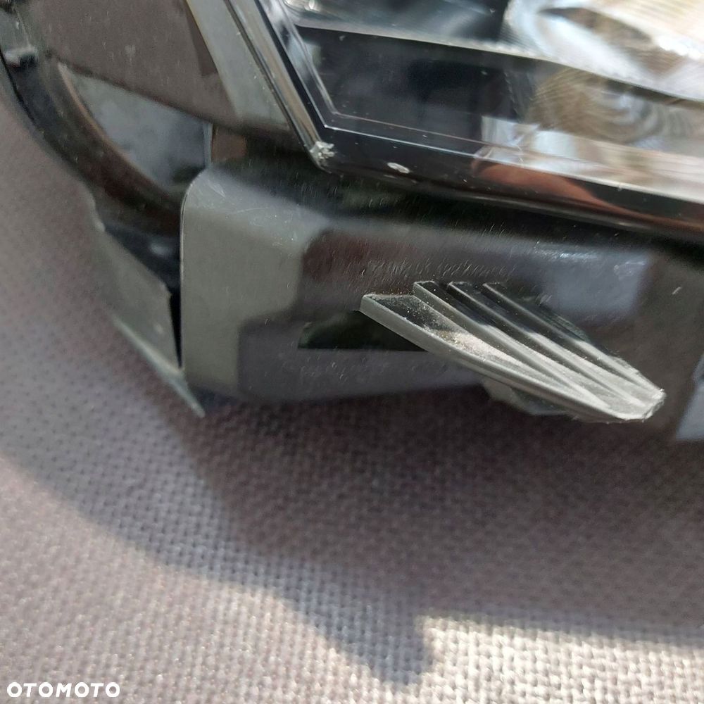 skoda kamiq lift full led przód strona prawa 655941016b - 2
