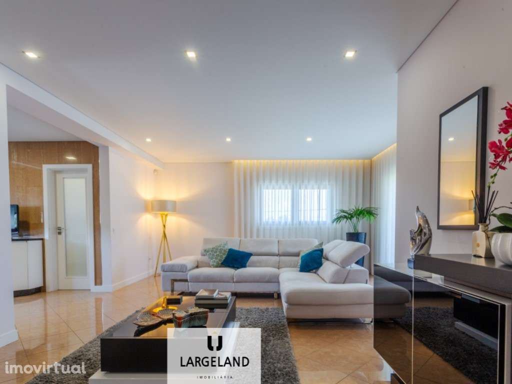 Moradia T6 - Pigeiros - Grande imagem: 2/46