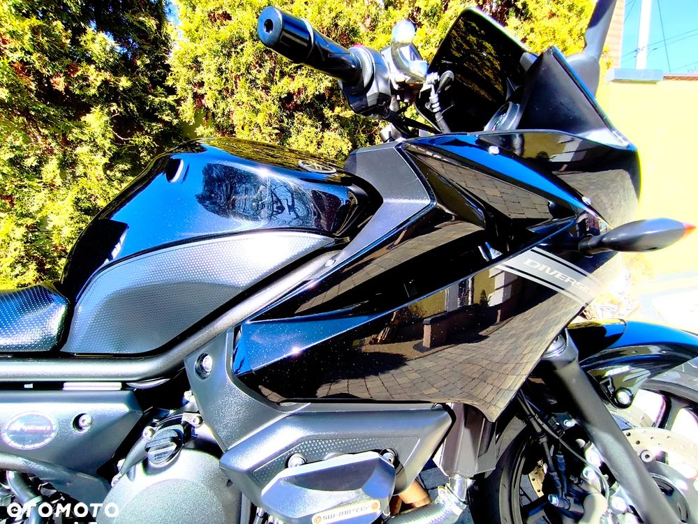 Yamaha XJ - 6