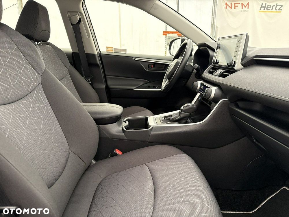 Toyota RAV4 - 21