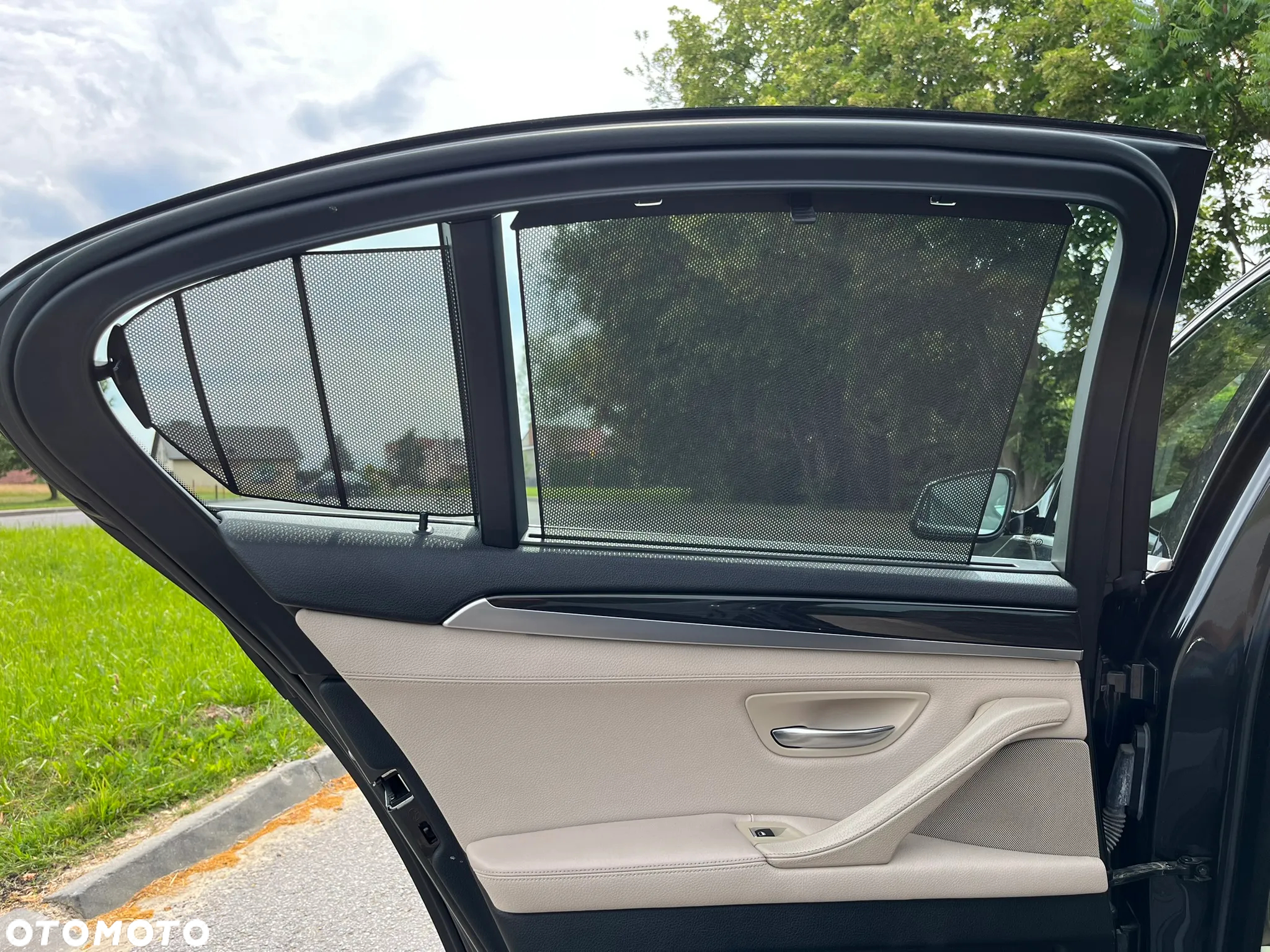 BMW Seria 5 530d xDrive - 17