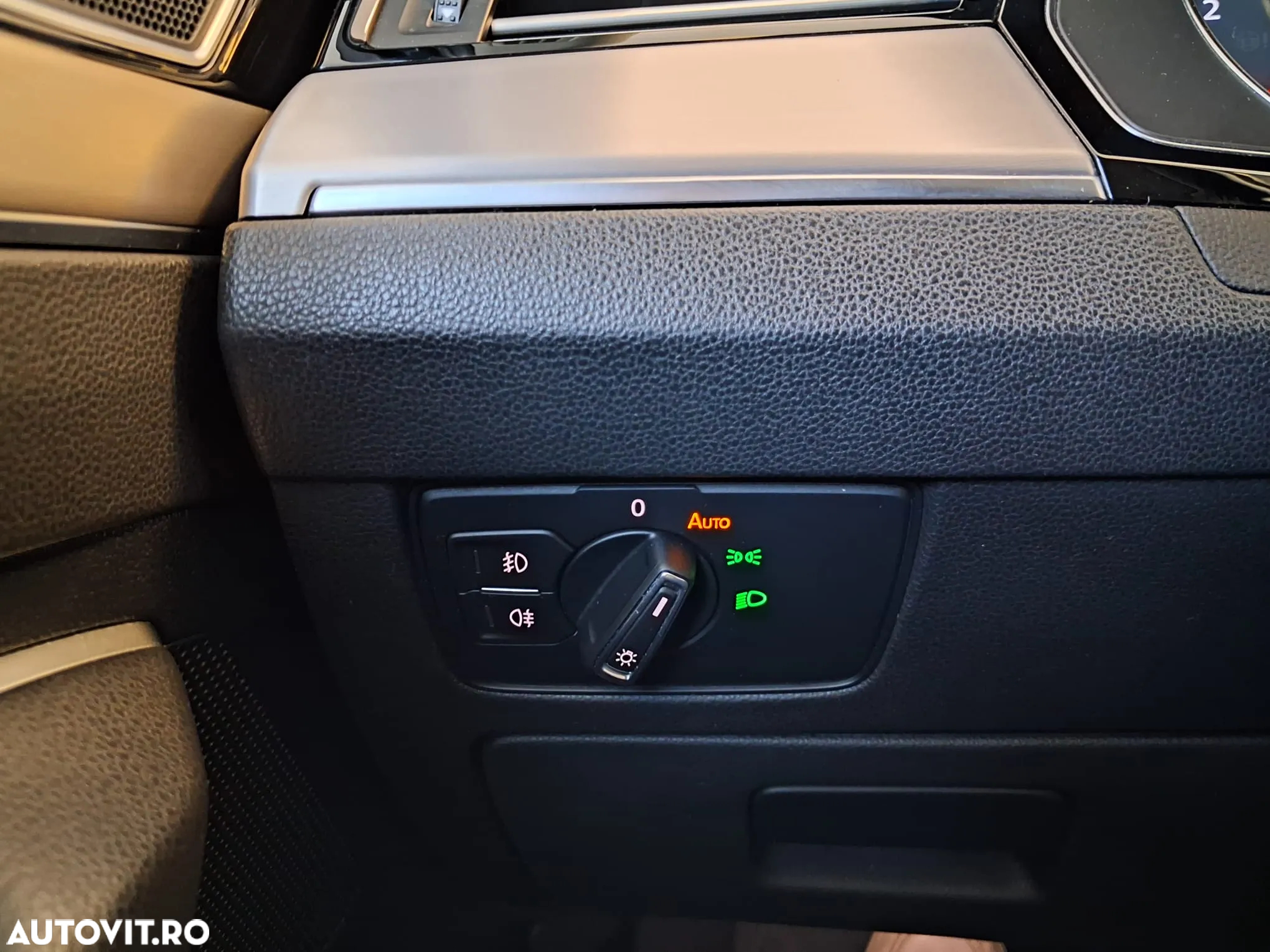 Volkswagen Passat 2.0 TDI DSG Highline - 22