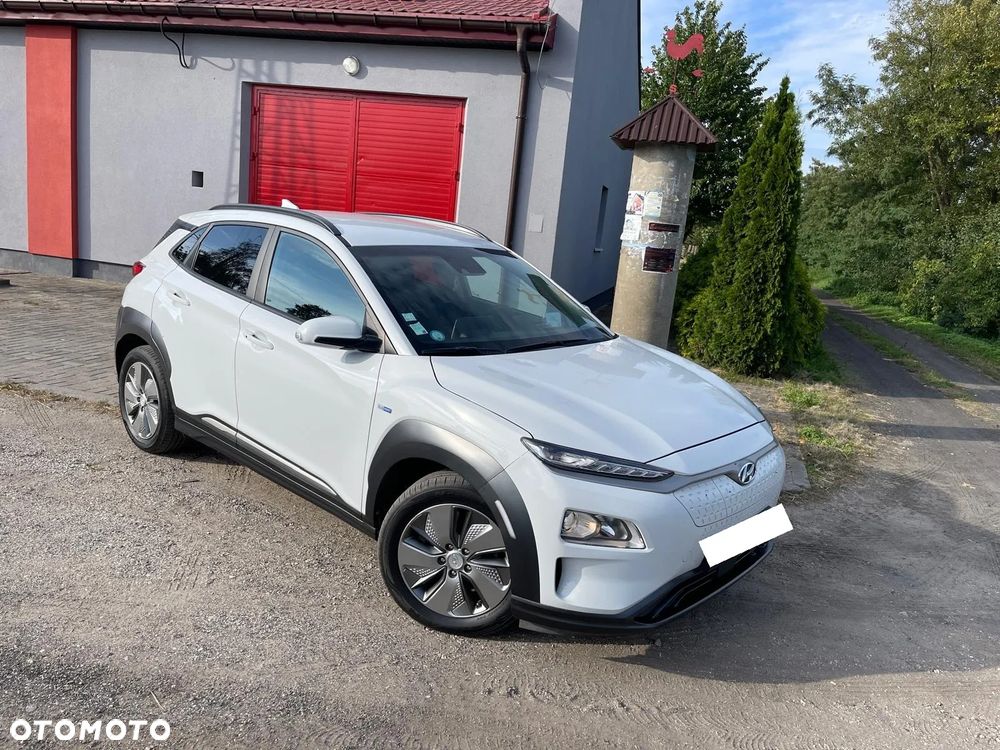 Hyundai Kona 64kWh Premium - 32