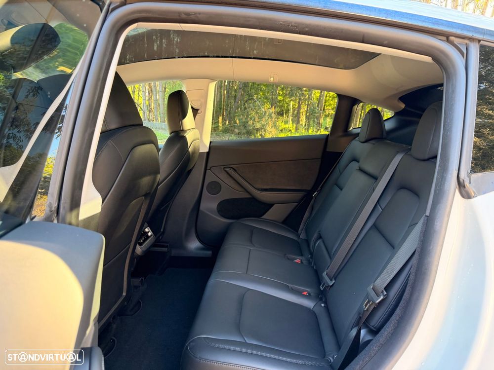 Tesla Model Y Long Range Tração Integral - 10