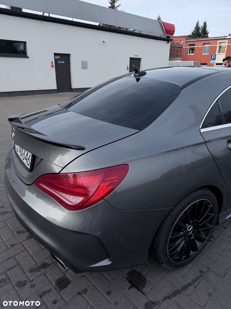 Mercedes-Benz CLA 250 Sport 7G-DCT - 8