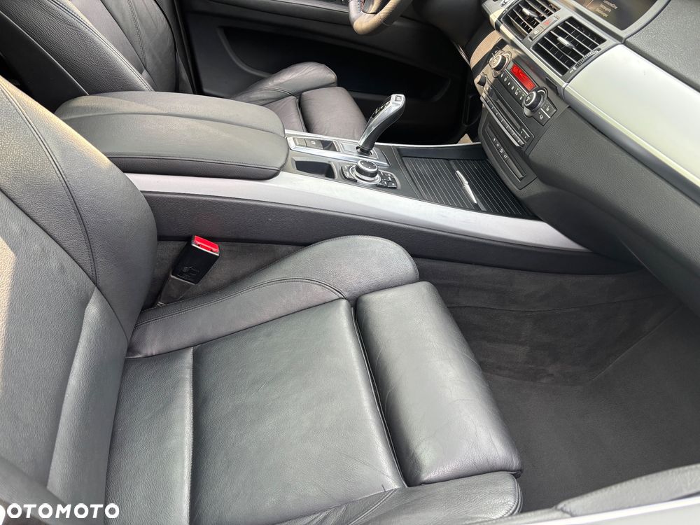 BMW X5 xDrive30d - 32