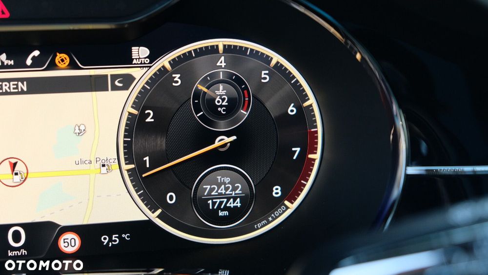 Bentley Flying Spur - 16