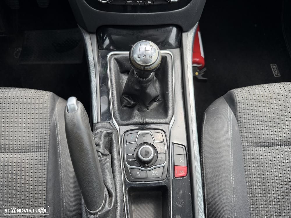Peugeot 508 SW 1.6 BlueHDi Allure - 23