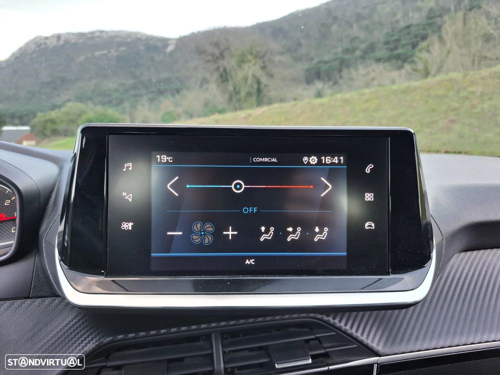 Peugeot 208 BlueHDi 100 Active - 21