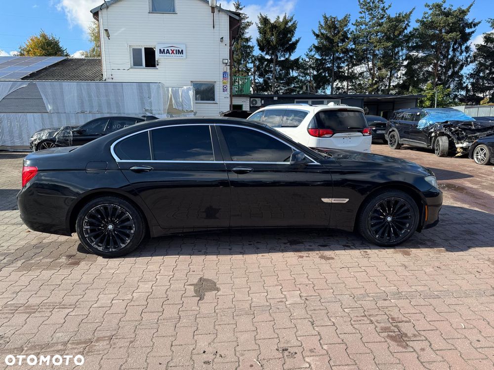 BMW Seria 7 - 8