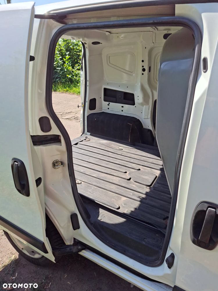 Peugeot BIPPER - 7