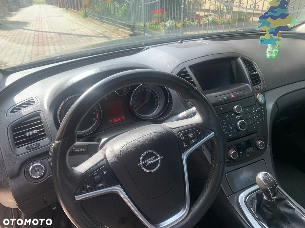 Opel Insignia 1.8 Active - 12