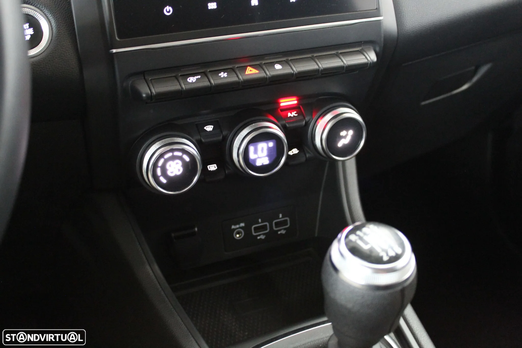 Renault Captur 1.0 TCe Techno Bi-Fuel - 12
