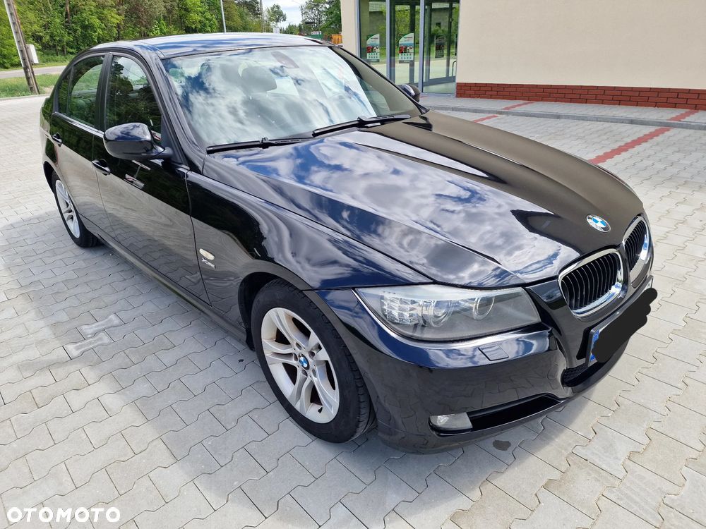 BMW Seria 3 320d xDrive - 9