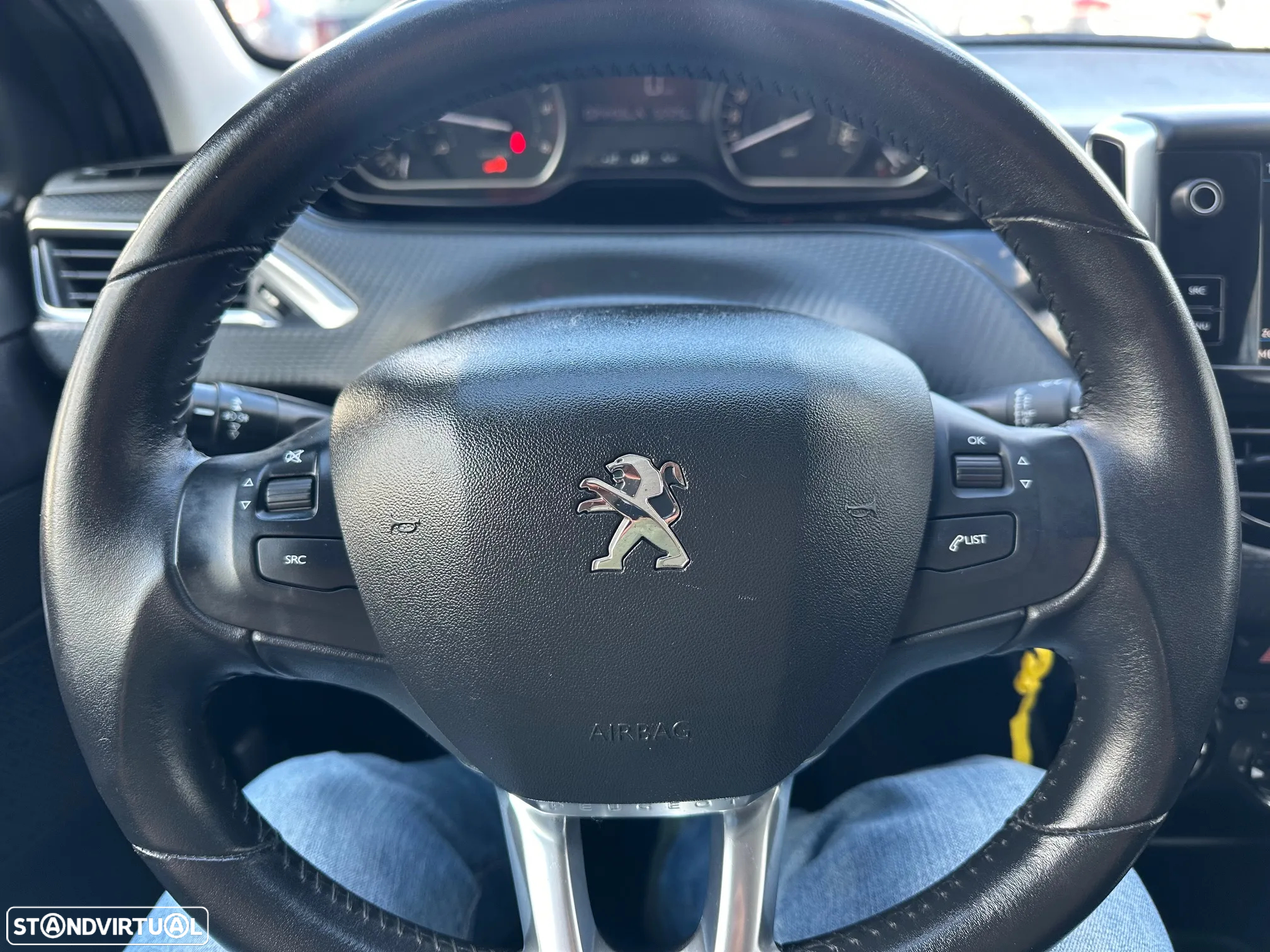 Peugeot 208 1.5 BlueHDi Signature - 8
