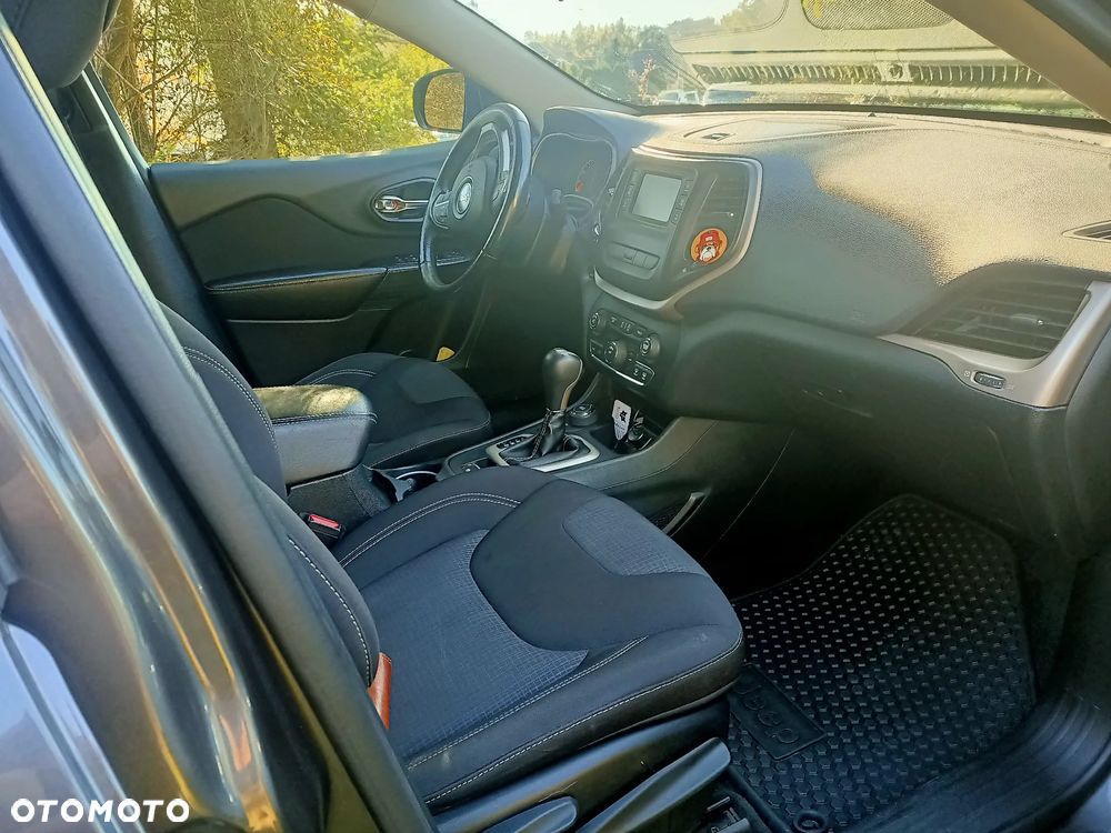 Jeep Cherokee 3.2 V6 Pentastar Active Drive I Automatik Limited - 11