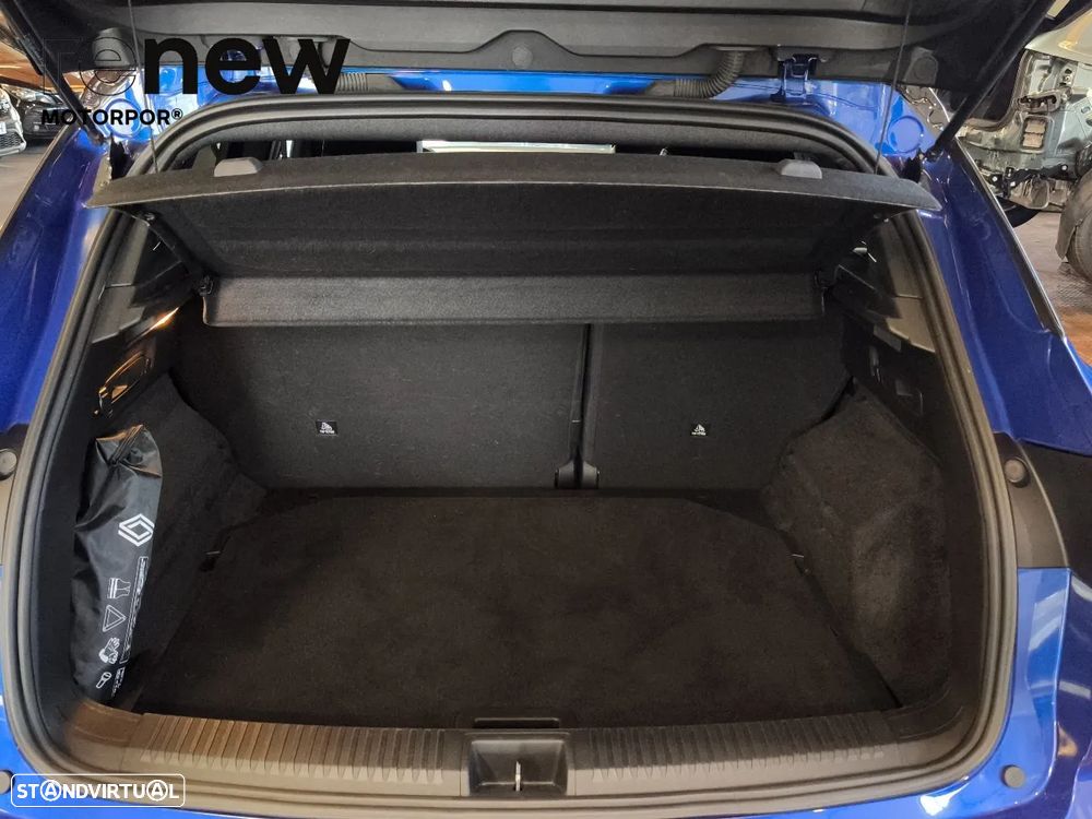 Renault Austral 1.2 E-Tech Techno Espirit - 32