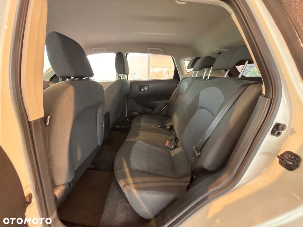 Nissan Qashqai 1.6 visia - 7
