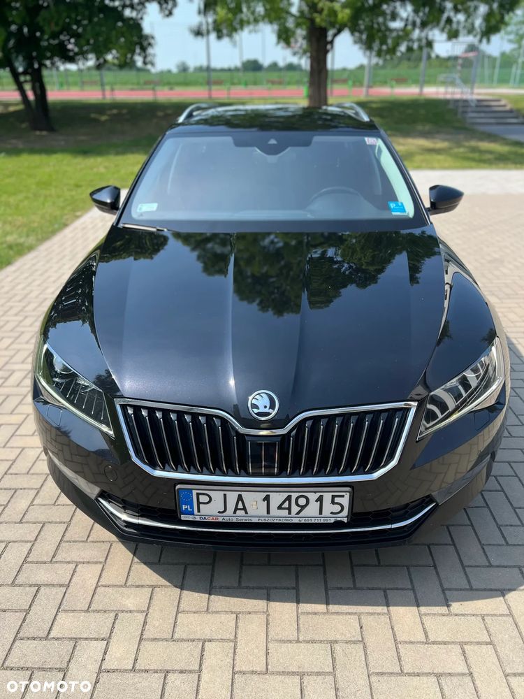 Skoda Superb 2.0 TDI Style DSG - 2