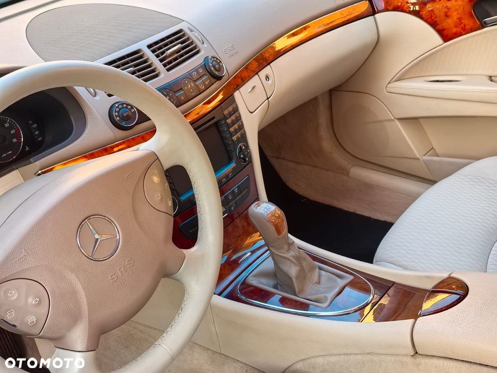 Mercedes-Benz Klasa E 200 Kompressor Elegance - 11