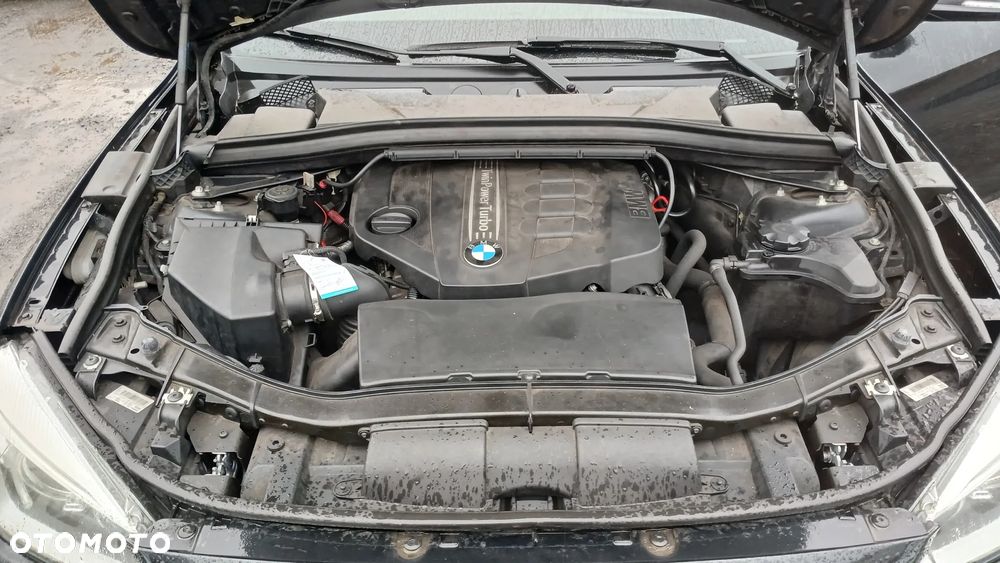 BMW X1 sDrive18d xLine - 12